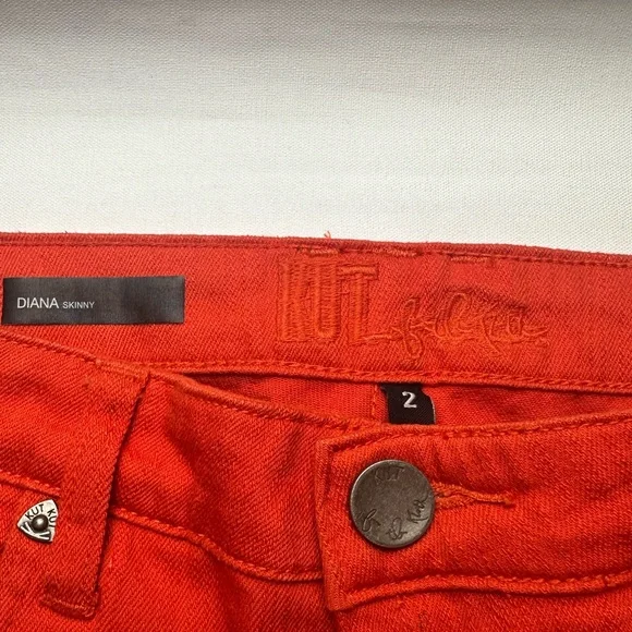 Kut from the Kloth orange Diana skinny jeans. Size 2. - Picture 4 of 10
